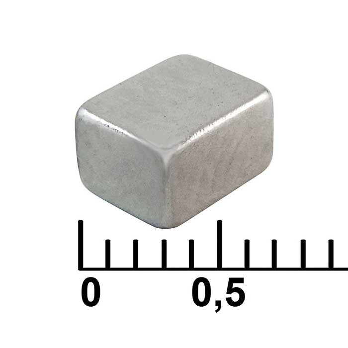 Магнит самарий-кобальтовый RUICHI, 5x4x3 мм, класс N35, прямоугольный фото 1