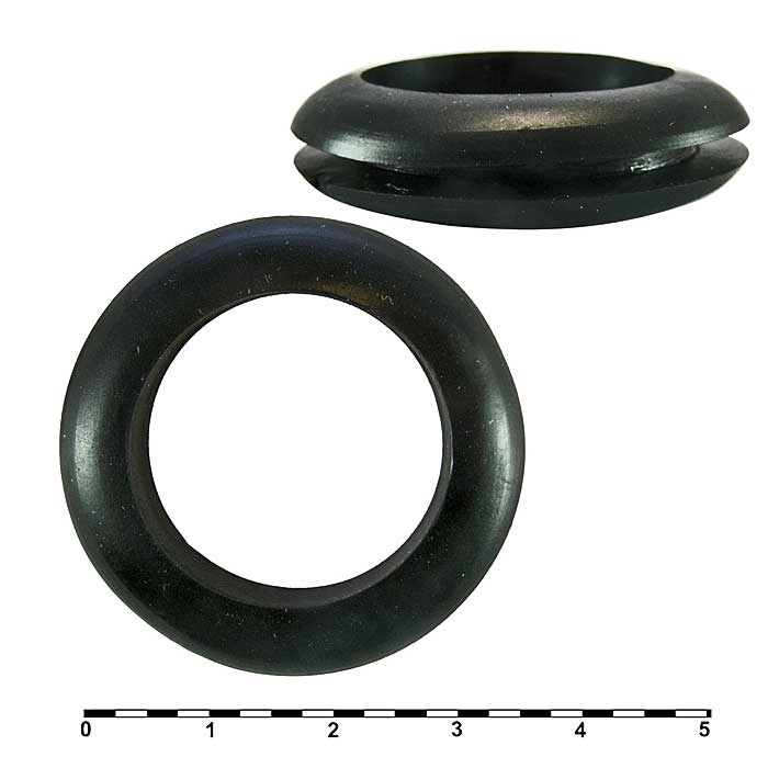 Втулка проходная RUICHI 25х37х27х9х2, резина EPDM фото 1